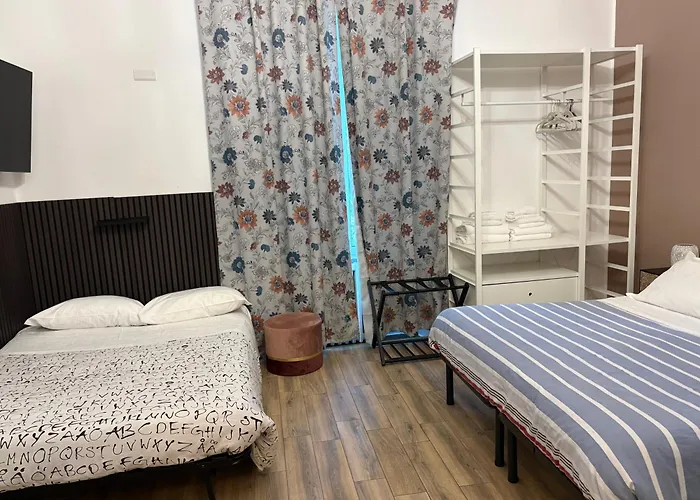 Molly Home Roma